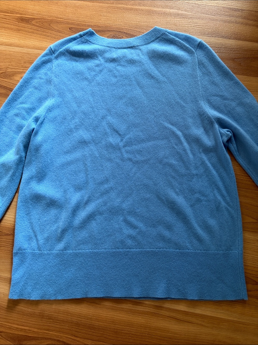 J Crew Women’s Cashmere Classic Fit Sweater Crewneck Hyacinth Blue - Picture 8 of 8